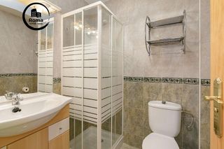 Casa adosada en venta en Cenes de la Vega