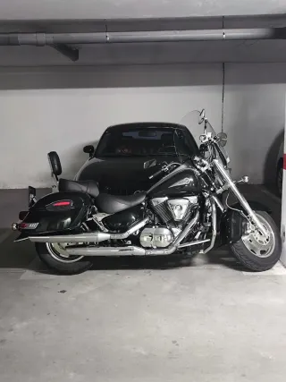 Suzuki Intruder 1500 LC