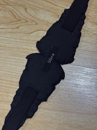 Cinturón Sfera pedrería dorado y negro