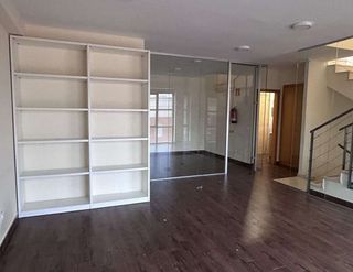 Oficina en alquiler en Simancas en Madrid