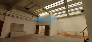 Nave industrial en alquiler en Port en Badalona