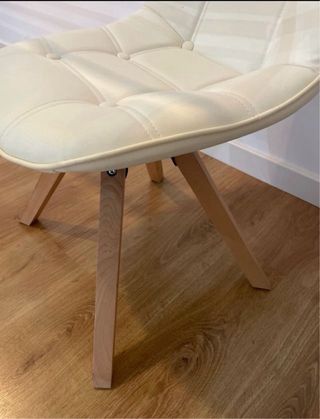 Juego de 2 sillas nórdicas beige piel sintética