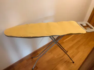 Tabla de planchar plegable