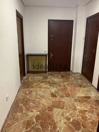 Piso en alquiler en Los Remedios en Sevilla