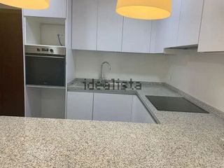 Piso en alquiler en Los Remedios en Sevilla