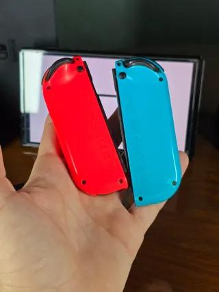 Nintendo Switch OLED Completa Roja y Azul
