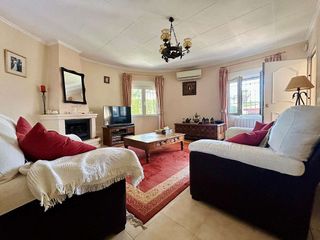 Chalet en venta en La Siesta - El Salado - Torreta en Torrevieja