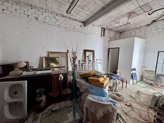 Local comercial en venta en Valdepeñas