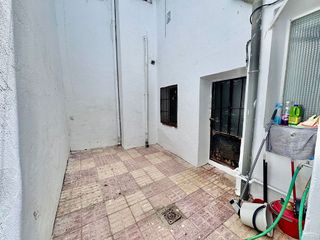 Local comercial en venta en Valdepeñas