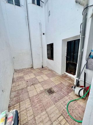 Local comercial en venta en Valdepeñas