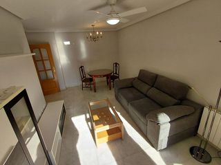 Piso en alquiler en Renfe - Bulevar 1º y 2º Fase en Jaén