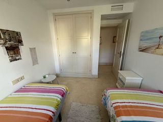 Piso en alquiler en Nueva Andalucía centro en Marbella