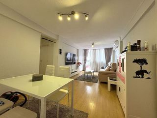 Piso en venta en Parque Ayala - Jardín de la Abadía - Huelín en Málaga