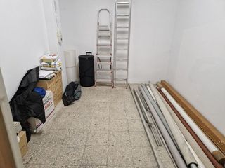 Local comercial en alquiler en Centro - Desierto - Arrontegi en Barakaldo