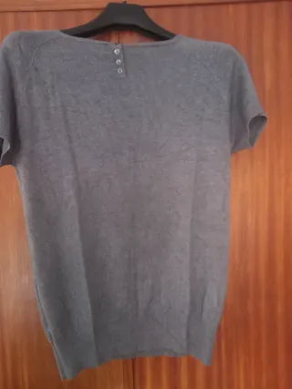 Suéter Zara gris con botones