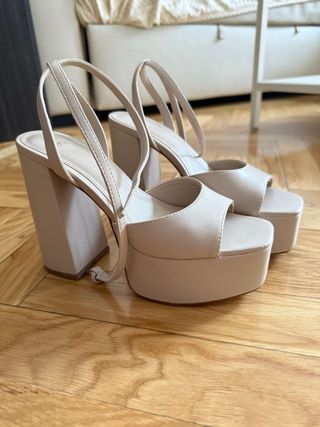 Sandalias tacón plataforma beige 36