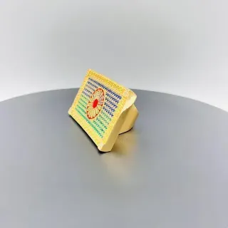 SELLO BANDERA GITANA CON CIRCONITAS. Oro 18k.