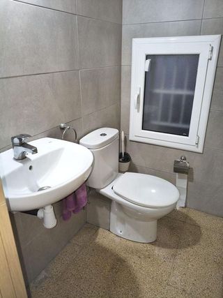 Local comercial en alquiler en Eixample - Sant Oleguer en Sabadell