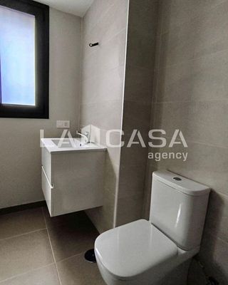 Piso en alquiler en Colores - Entreparques en Sevilla