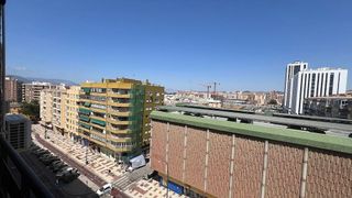 Piso en venta en Parque Ayala - Jardín de la Abadía - Huelín en Málaga