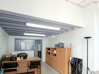 Local comercial en venta en Instituts - Universitat en Lleida