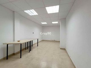 Local comercial en venta en Instituts - Universitat en Lleida