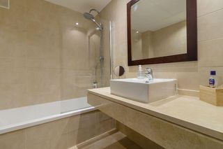 Piso en alquiler en Los Monteros - Bahía de Marbella en Marbella