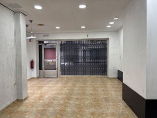 Local comercial en alquiler en Requena