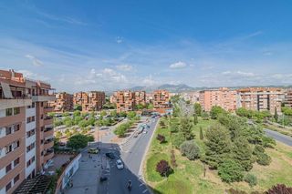 Piso en alquiler en Avda. Federico Garcia Lorca - Nueva Estación Autobuses en Granada