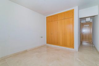 Piso en alquiler en Avda. Federico Garcia Lorca - Nueva Estación Autobuses en Granada