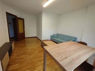 Piso en alquiler en Cascajos - Piqueras en Logroño