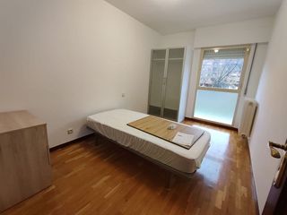 Piso en alquiler en Cascajos - Piqueras en Logroño