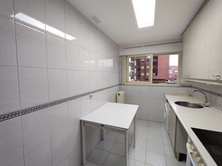 Piso en alquiler en Cascajos - Piqueras en Logroño