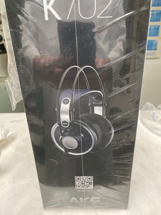 Auriculares AKG K702 Negros y Plateados