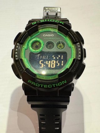Reloj Casio G-Shock Negro y Verde