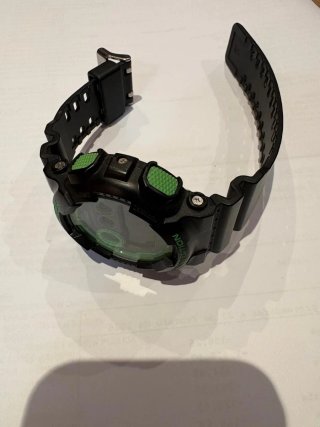 Reloj Casio G-Shock Negro y Verde