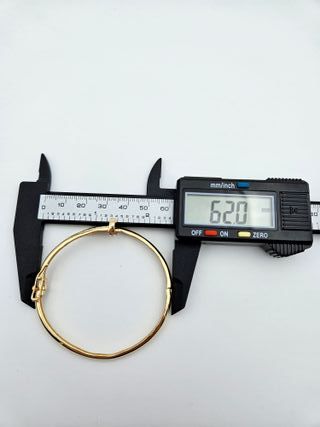 Pulsera de Oro 18K, Tipo Cartier, Diseño Clavo