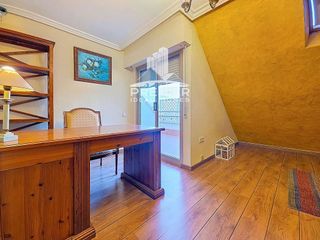 Ático en alquiler en Elda