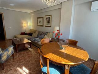 Piso en alquiler en Barrio Alto - San Félix - Oliveros - Altamira en Almería