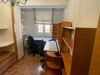 Piso en alquiler en Barrio Alto - San Félix - Oliveros - Altamira en Almería