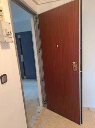 Piso en alquiler en El Juncal - Av. de la Paz en Sevilla