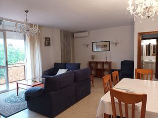 Piso en alquiler en Colores - Entreparques en Sevilla