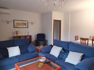 Piso en alquiler en Colores - Entreparques en Sevilla