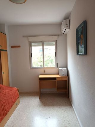 Piso en alquiler en Colores - Entreparques en Sevilla