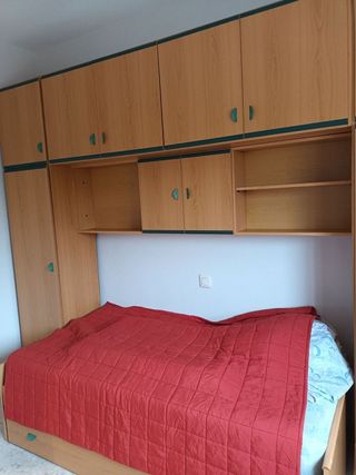 Piso en alquiler en Colores - Entreparques en Sevilla