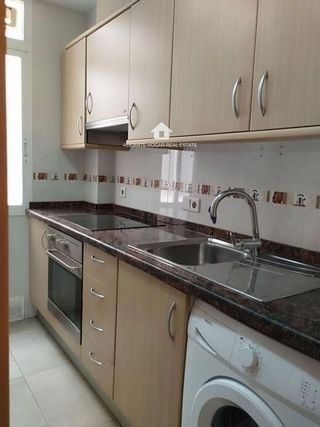 Piso en alquiler en Carolinas Bajas en Alicante