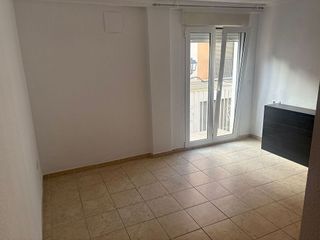 Piso en alquiler en Elda