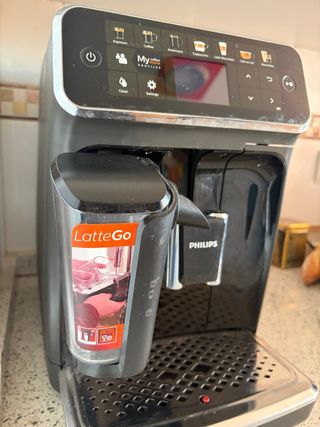 Cafetera Philips 5400 LatteGo