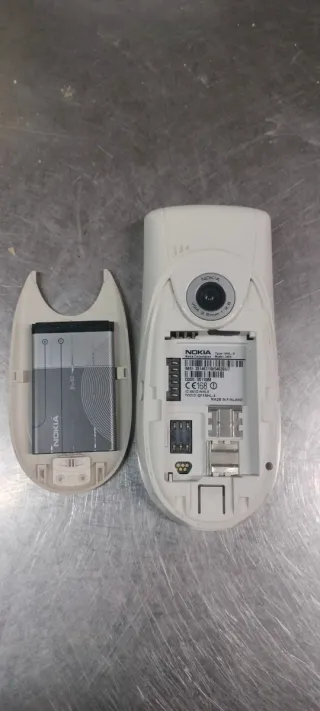 Vendo movil,ideal para coleccionistas...NOKIA 3650