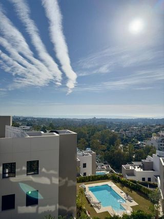 Piso en alquiler en Los Naranjos - Las Brisas en Marbella
